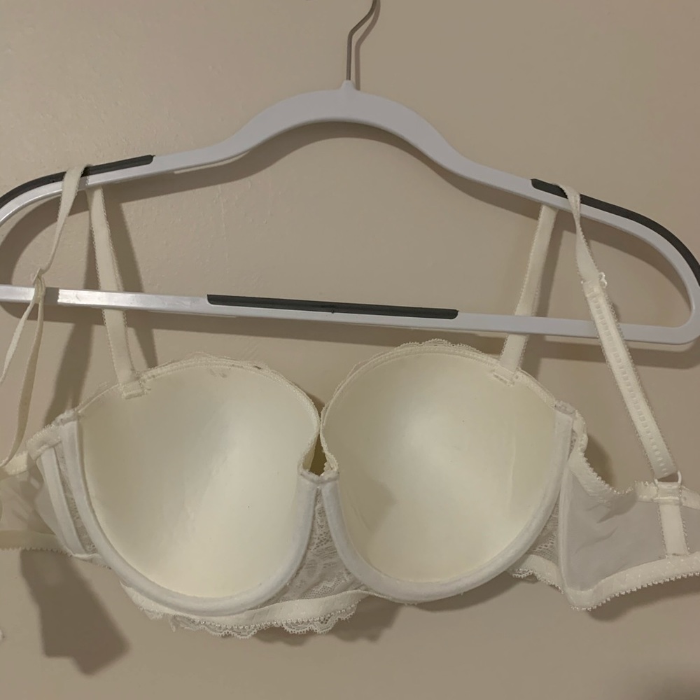 34/D bra - Picture 3 of 3